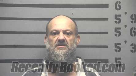 Recent Mugshot Image for RANDALL DALE CURNEAL in Hopkins County, Kentucky