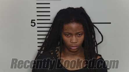 Recent Mugshot Image for DAESHONNA PARHAM in Jefferson County, Kentucky