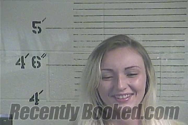 Recent Mugshot Image for Jessiya T. Doan in Lee County, Kentucky