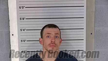 Recent Mugshot Image for TRAVIS WILDER in Leslie County, Kentucky