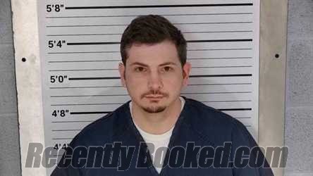 Recent Mugshot Image for JONAH DAVIS in Leslie County, Kentucky