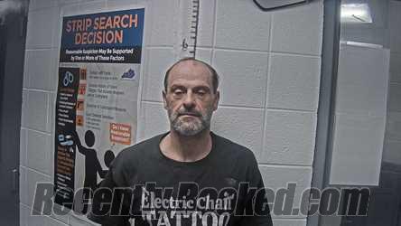 Recent Mugshot Image for JOHNNY MICHAEL MULLINS in Letcher County, Kentucky