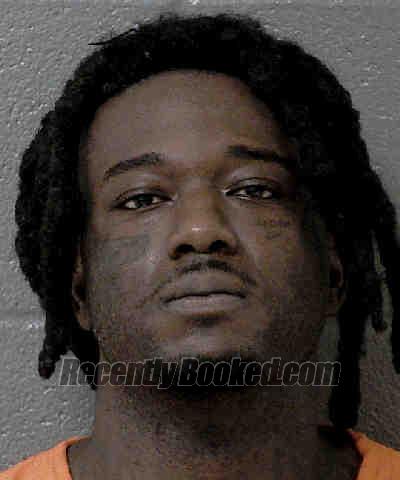 Recent Booking / Mugshot for MARQUIS LEAK in Mecklenburg County, North