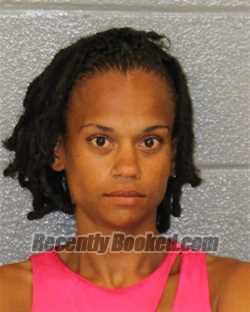 Recent Booking / Mugshot for CANDICE MARIE COOPER in Mecklenburg County