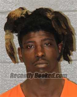 Recent Booking / Mugshot for SANDINO RAYNARD DAVIS in Mecklenburg ...