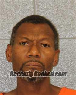 Recent Booking / Mugshot for RONNIE RICO CRAWFORD in Mecklenburg County ...