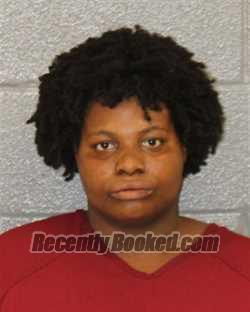 Recent Booking / Mugshot for MACKENZIE ARLENE PYKE in Mecklenburg ...