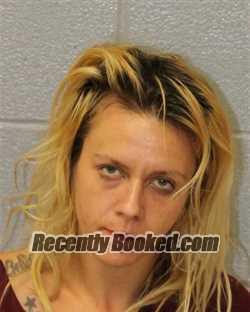 Recent Mugshot Image for PAULA DOLAINE SHACKLEFORD in Mecklenburg County, North Carolina