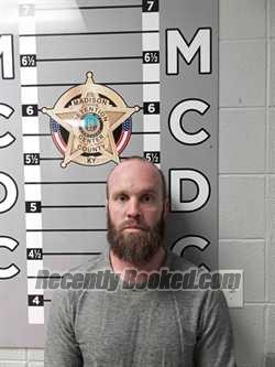 Recent Mugshot Image for JAMES DOUGLAS in Madison County, Kentucky