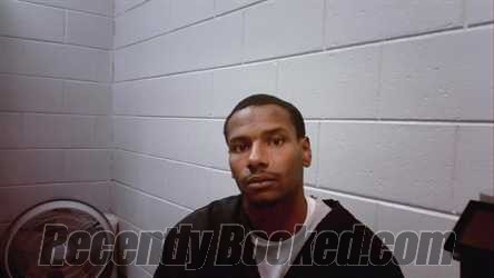 Recent Mugshot Image for CARLOS R ALVAREZ in Pike County, Kentucky