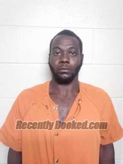 Recent Mugshot Image for OMAR HARRIS in Todd County, Kentucky