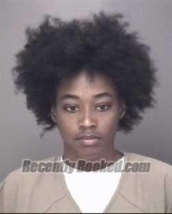 Recent Booking / Mugshot for YAHAIRA DAZREON LEAK in Robeson County