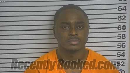 Recent Mugshot Image for Ledarious Thornton in Forrest County, Mississippi
