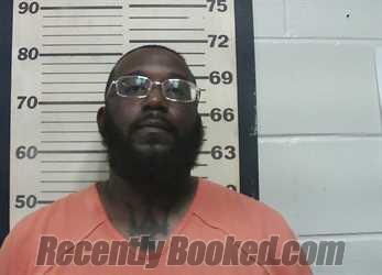 Recent Mugshot Image for CHAZDON RAESHOD HEARD in Oktibbeha County, Mississippi