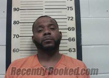 Recent Mugshot Image for TERRENCE BERNARD HUNTER in Oktibbeha County, Mississippi