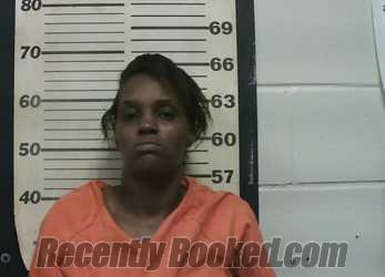 Recent Mugshot Image for KIZZY LASHAY LUCIOUS in Oktibbeha County, Mississippi
