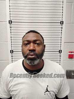 Recent Mugshot Image for DEWAYNE STANTON in Tate County, Mississippi