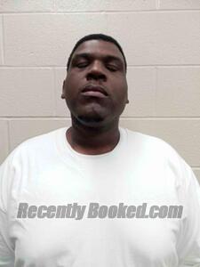 Recent Mugshot Image for Devontra Maurice Hughes in Andrew County, Missouri