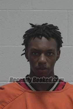 Recent Mugshot Image for TRAVION JOHNIQUE HOOKER in Wayne County, North Carolina