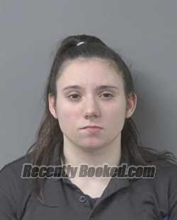 Recent Booking / Mugshot for DESTINY RENEA DEW in Wilson County, North ...