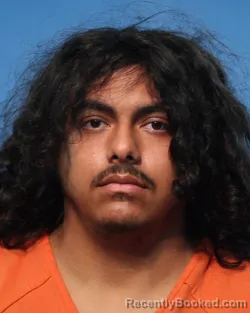 Recent Mugshot Image for Roberto Molina in Brazoria County, Texas