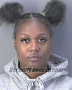 Recent Mugshot Image for JULIUA LEONNA ANN BRADFORD in Hendry County, Florida