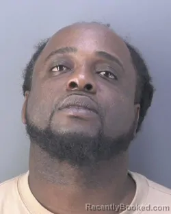 Recent Mugshot Image for STEVEN TOUSSAINT in Hendry County, Florida