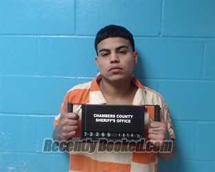 Recent Mugshot Image for Carlos Edwardo Hernandez in Chambers County, Texas