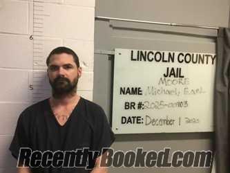 Recent Mugshot Image for MICHAEL EARL MOORE in Lincoln County, Oklahoma