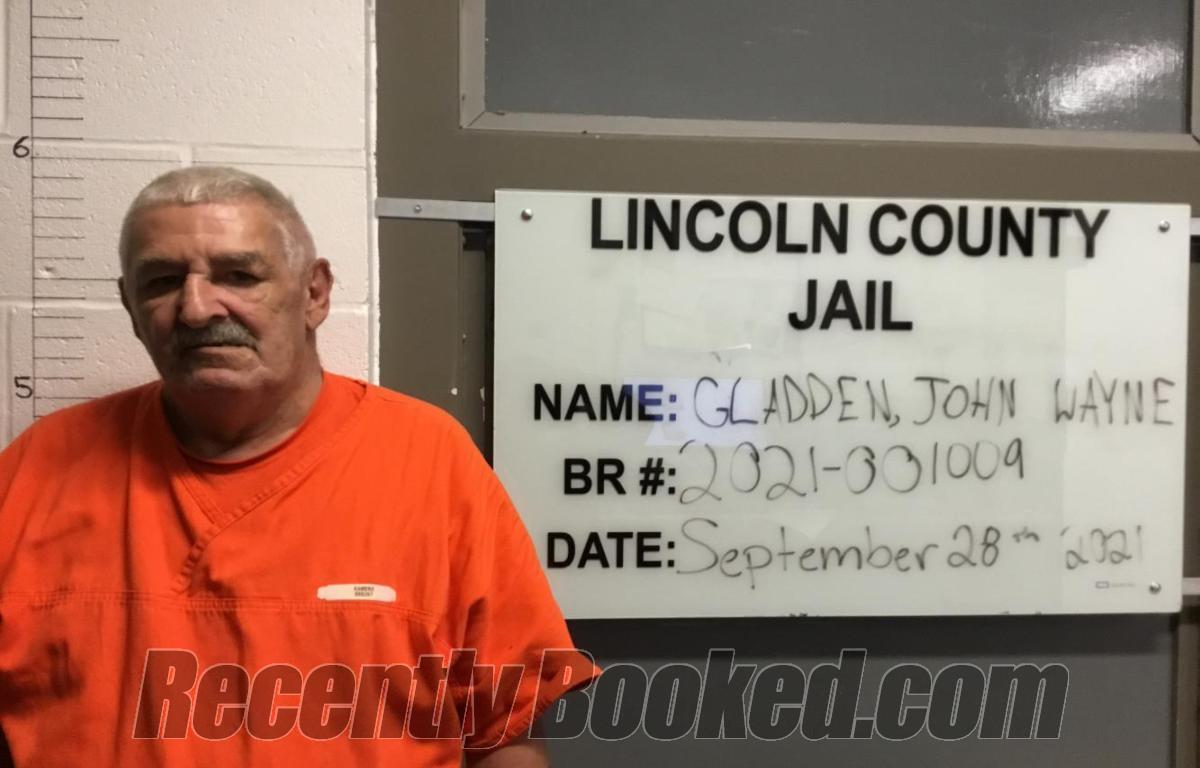 Recent Mugshot Image for JOHN WAYNE GLADDEN in Lincoln County, Oklahoma