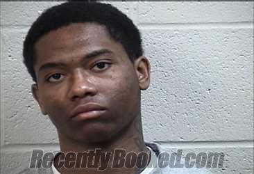 Recent Mugshot Image for TREYSHAWN ANTWON TURNER in Pottawatomie County, Oklahoma