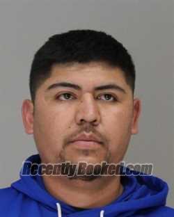 Recent Booking / Mugshot for EDGAR HERNANDEZ in Dallas County, Texas