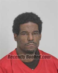 Recent Booking / Mugshot for CHARLIE BROWN in Dallas County, Texas
