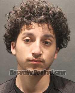 Recent Mugshot Image for RICHARD MARTINEZ ALVAYERO in Arlington County, Virginia