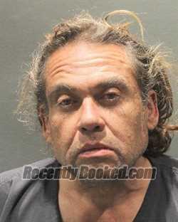 Recent Mugshot Image for OMAR GONZALEZ in Arlington County, Virginia