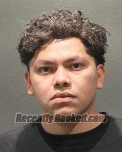 Recent Mugshot Image for YUNIOR TORRES VELASQUEZ in Arlington County, Virginia