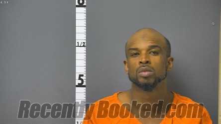 Recent Mugshot Image for ISRAEL DONTE CARR in Augusta County, Virginia