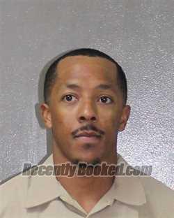 Recent Mugshot Image for CARLOS DEONTE HOWARD in Charles City County, Virginia