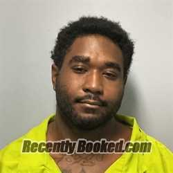 Recent Mugshot Image for SAADIAH LACHEZ CLORE in Roanoke County, Virginia