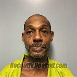 Recent Mugshot Image for ANTHONY JARMALE LEE in Roanoke County, Virginia