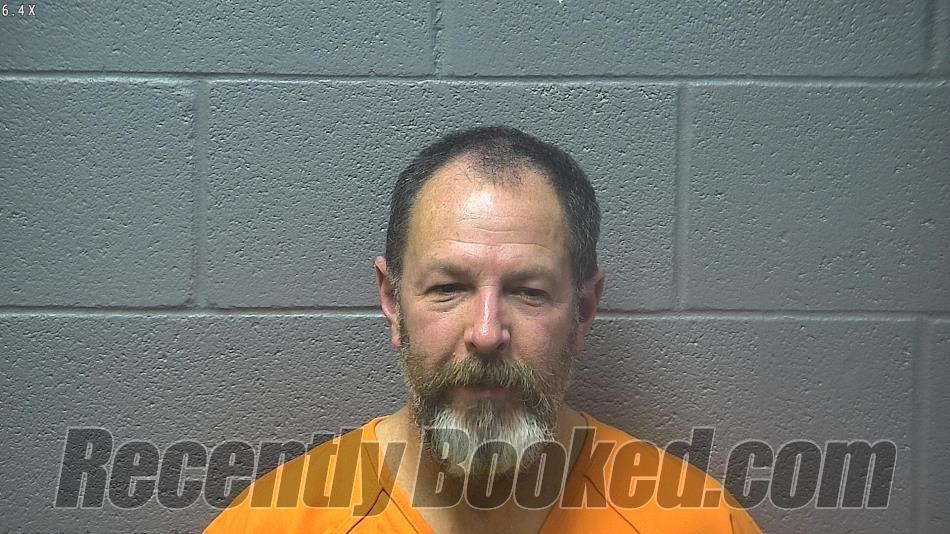 Recent Mugshot Image for ERIC JUSTIN ANDERSON in Warren County, Virginia