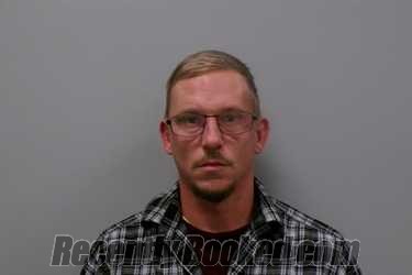Recent Mugshot Image for Justin Roy Lowe in Washington County, Virginia
