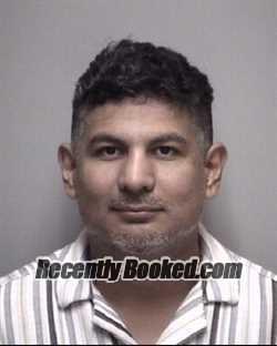 Recent Mugshot Image for VLADIMIR ALEXANDER HERNANDEZ in Galveston County, Texas