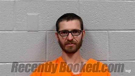Recent Booking / Mugshot for Austin W Gunter in Monroe County, West ...