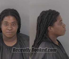 Recent Mugshot Image for Deandra Lapeggy Parker in Indian River County, Florida