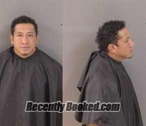 Recent Mugshot Image for Roberto Flores Gonzalez in Indian River County, Florida
