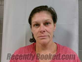 Recent Mugshot Image for Wanda Kay Mallow in Taylor County, West Virginia