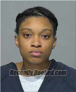 Recent Booking / Mugshot for Areana Mitchell in Milwaukee County, Wisconsin