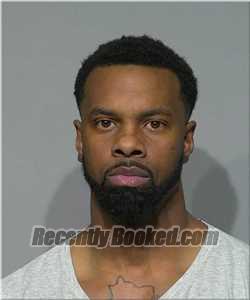 Recent Mugshot Image for Kenyari Sanford in Milwaukee County, Wisconsin