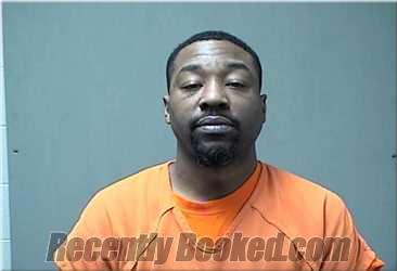 Recent Mugshot Image for Darnell Dodd in Ozaukee County, Wisconsin